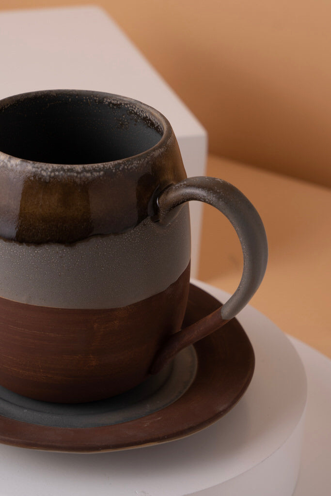 L16 Ceramic Cup With Saucer