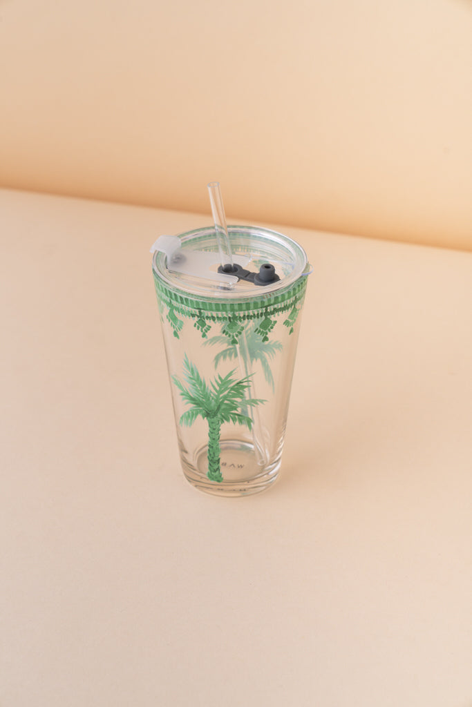 B15 Glass Mug With Lid + Straw