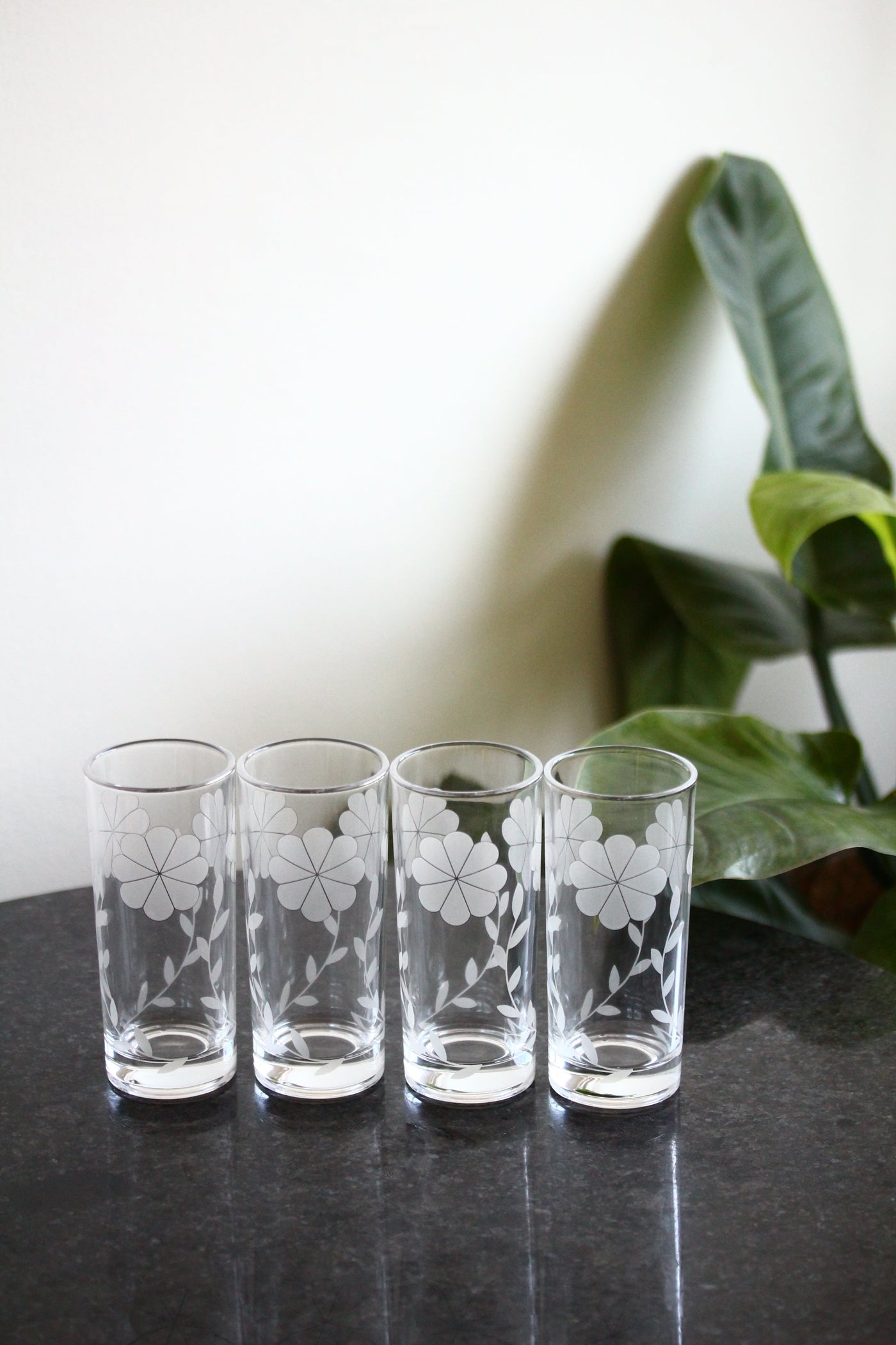 KL3 Glass Cups Set 4 Pcs